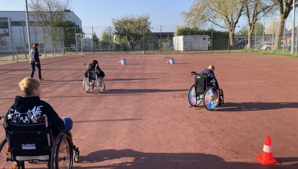 Rollstuhlparcours an der Gemeinschaftsschule in Sachsenheim