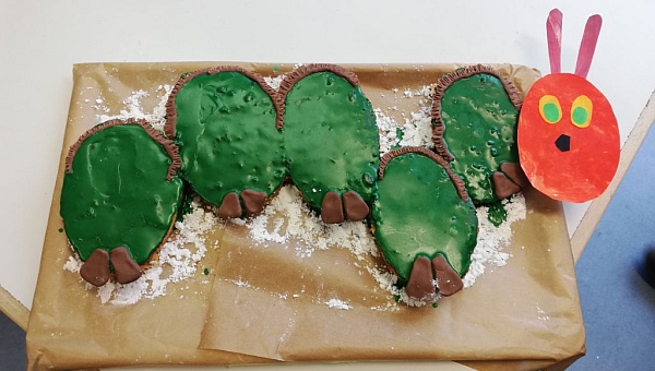 Die kleine Raupe Nimmersatt