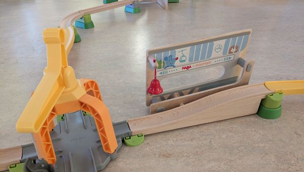 Gruppe 39 rollt die Kugeln - 