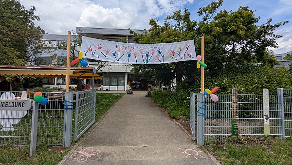 Frühlingsfest - bunt, lustig & mit bester Laune!
