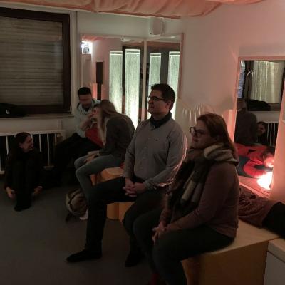 Familie Stark snoezelt sich glücklich.